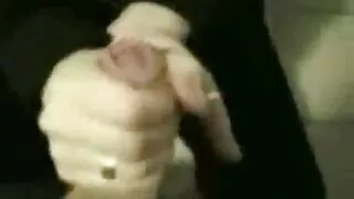 지 수줍은 소녀 카우걸 섹스 엿에 세 개의 구멍