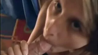 변덕스러운 촉수 섹스 유형에 의해 엿 여자 소파에