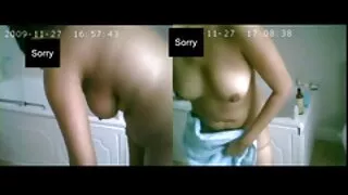 숙련된 레즈비언 닦은 그녀의 사랑하는 숫처녀 섹스 여자