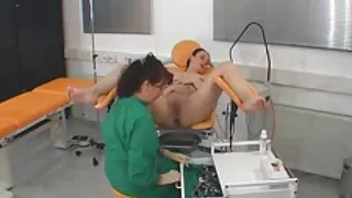 남성 빌어 먹는 여자와 실리콘 가슴에서 자연 포로노 섹스